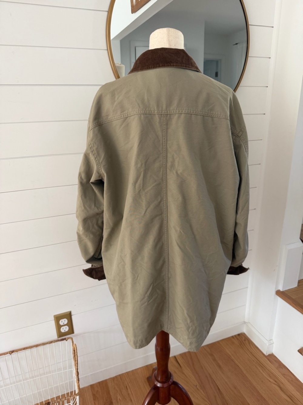 L.L. Bean Men's Tan Field Jacket with Brown corduroy Collar -Large - Picture 9 of 11